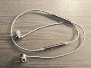 Disassembling Bowers and Wilkins PI4 Headphones Right Earpiece and Control Unit