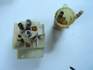 DeLonghi ECAM Series revise upper brew piston