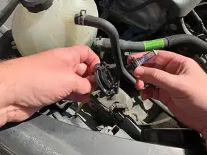 2018 Hyundai Tucson Low Beam Headlight Bulb Replacement