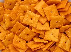 Cheez-it cheesy crackers