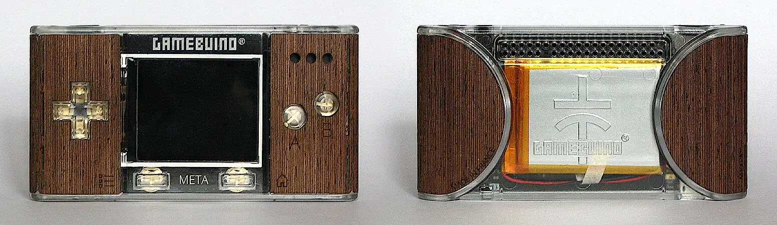 The front and back of the Gamebuino Meta.