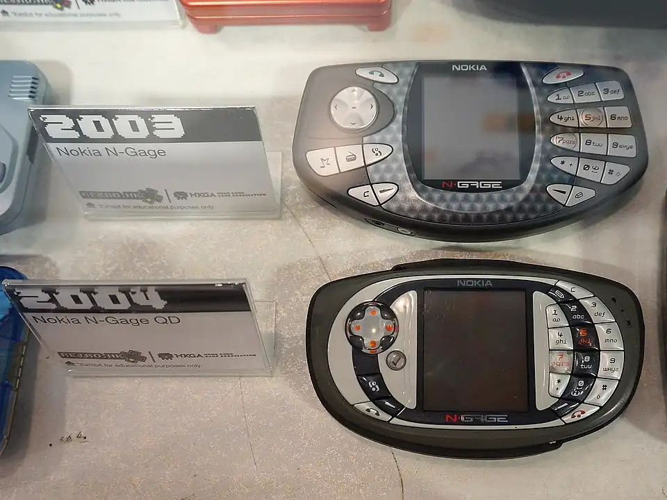 The N-Gage & N-Gage QD side by side.
