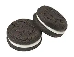 Cakester sandwich cookies