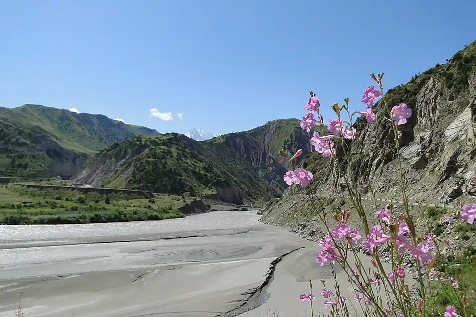 Rivers of Tajikistan 07.jpg