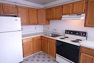 Framed cabinets with only little overlay