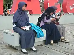 Школьницы (Индонезия, 2013) Фото сделано в «Папуасской» экспедиции