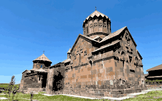 Аричаванк — армянский средневековый монастырский комплекс XIII века