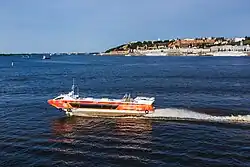 «Валдай 45Р» у берегов Нижнего Новгорода