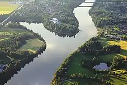 Слияние рек Эстердалэльвен (справа) и Вестердалэльвен (слева)