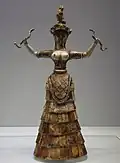 Одна из статуэток «богини со змеями»