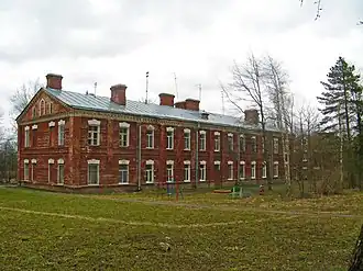 Одна из казарм (Академический проспект, д. 12)