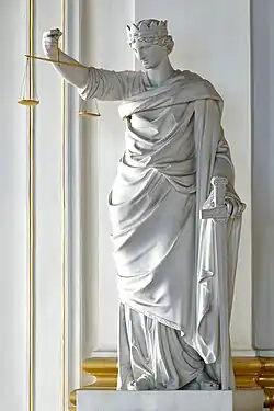 Статуя «Правосудие», скульптор А. И. Теребенёв