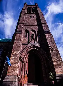 Башня и вход