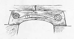 Арочная плита в башне украшена орнаментом