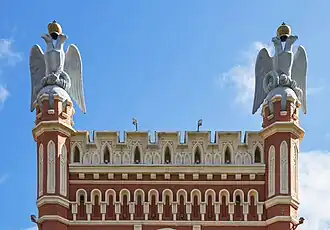 Фигуры двуглавых орлов