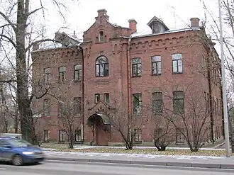 Дом 22. Бывшая богадельня Полежаевой