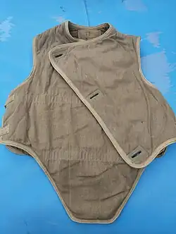 Первый Советский общевойсковой бронежилет