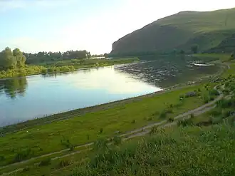 река Енисей около деревни Быстрая