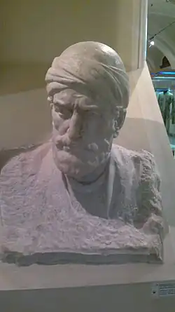 Бюст Аджеми Нахчивани в Музее истории Азербайджана. Скульптор — Камал Алекперов.