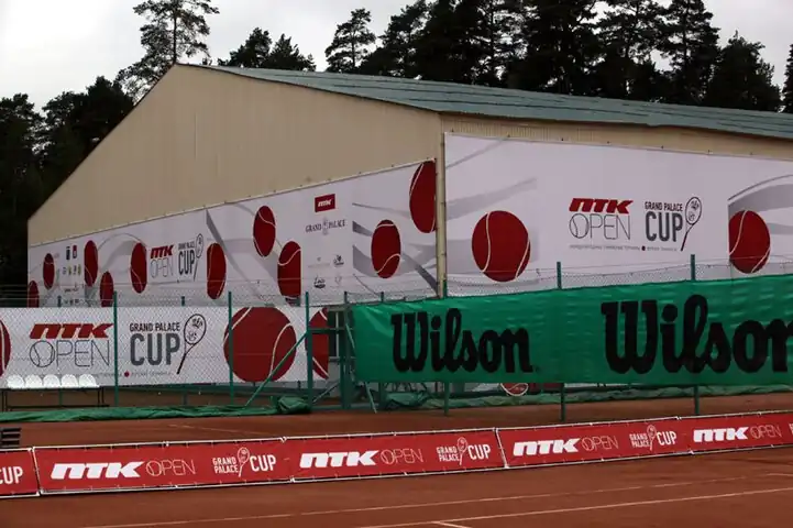 Крытый теннисный корт на улице Достоевского. 2014 год