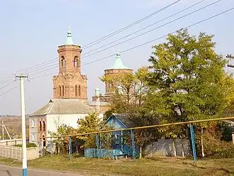 Вид на храм св. Николая в Великомихайловке