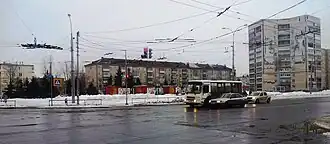 Микрорайон Веретье-1 в Рыбинске. Площадь маршала Жукова на перекрестке проспекта Ленина, проспекта Серова и улицы 9 мая