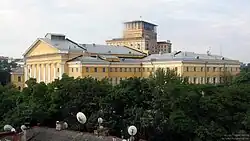 Вид на дворец с севера