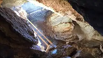 Входной зал пещеры Голубинский Провал