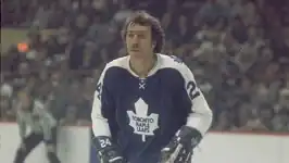 В форме «Торонто Мейпл Лифс»