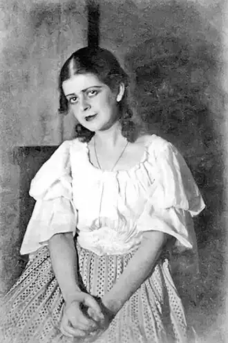 Голлидэй в спектакле "Белые ночи"