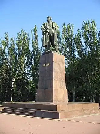 Памятник В. И. Ленину в 2006 году