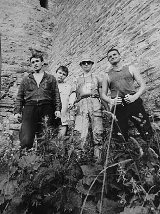 Группа «Юго-Запад» на фестивале «Балтийское лето» в Ивангороде.Слева направо: Игорь Фролов, Алексей Савинов, Андрей Орлов, Александр Махнач