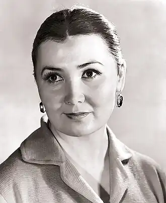 Известная художница Казахстана