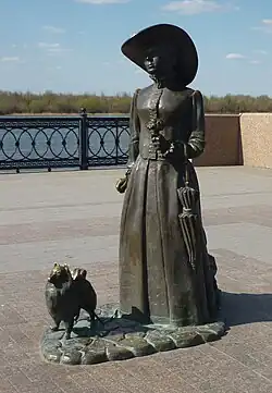 скульптура ДАМА С СОБАЧКОЙ