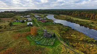 Деревня Пяльма в устье реки Пяльма