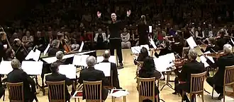 Джонатан Коэн дирижирует ансамблем Les Arts Florissants в Концертном зале Мариинского театра