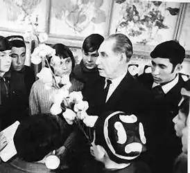 Ю. Д. Воронин среди студентов совхозного техникума