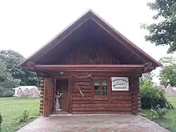 Мастерская игрушек и вышивки