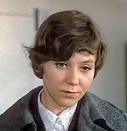 Елена Наумкина (Маргарита Ивановна Устинова) в фильме Августа Балтрушайтиса «Сумка инкассатора» (1977)