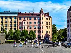 Въезд на площадьс Ленинградского шоссе