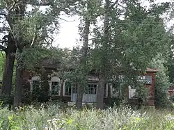 Бывшее здание усадьбы, затем больницы (дом №2)