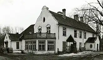 Здание мызы Сяэзе в Пыдрангу