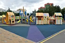 Игровая площадка для детей в возрасте от 4 до 12 лет (июнь 2019)