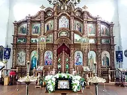 Иконостас в храме