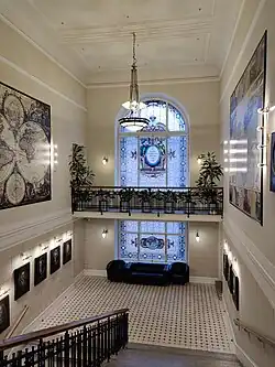 Парадная лестница