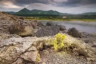 Берег озера Кипящее