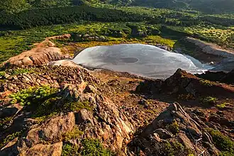 Озеро Кипящее, вид сверху