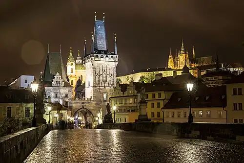 Карлов мост ночью