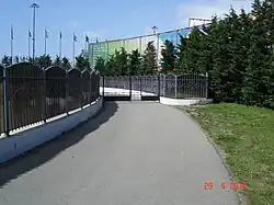 Въезд и вход