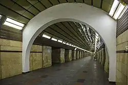 Вход на станцию со стороны эскалаторов